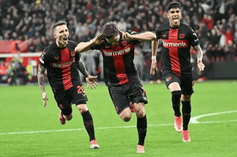 周六016德甲前瞻:勒沃库森VS拜仁 天王山对决!老六硬刚榜首 新帅亮剑冲击领头羊